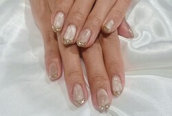 「ハンド ガラスフレンチ」レンチの部分はガラスのように光輝きとても可愛いのでおすすめです！