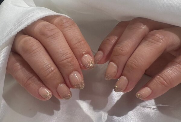 「ハンド グラデーション」こだわりカラーでグラデーションネイルです！|Nail Salon Linda