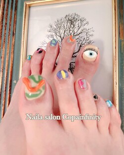 持ち込みネイルOK！個性的フットネイル☆