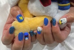 「ハンド ミドルコース」イベントに合わせてアートをしております！ アートが得意なスタッフがいますので、是非お越しください