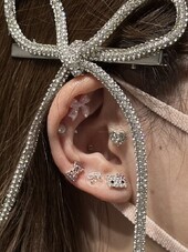  耳つぼジュエリー|医療提携サロンYAE C5 CLINIC