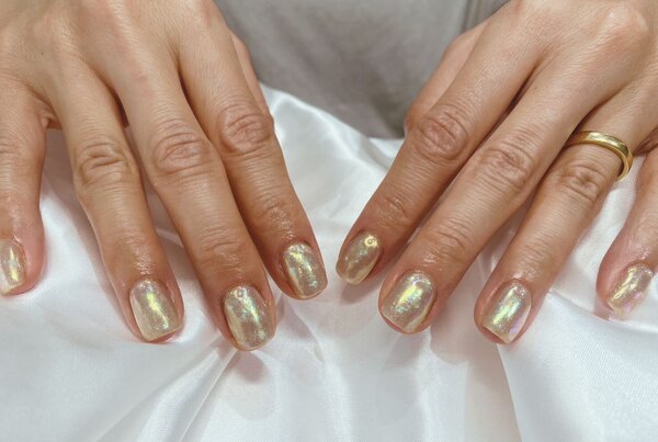 「ハンド ライトコース」様々なものを重ねてお作りしていますので、一色では表現できない可愛さです！|Nail Salon Linda