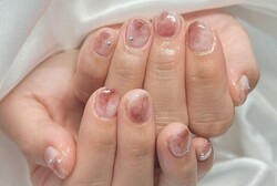 「ハンド 定額デザイン」こちらも人気の定額デザイン！ニュアンスネイル！|Nail Salon Linda