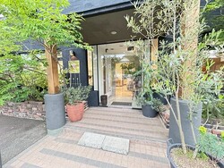 入口〜受付|Friend vividhair