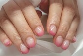 「ハンド グラデーション」品よく華やかなグラデーションネイルです|Nail Salon Linda