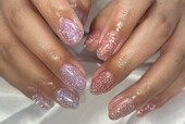 「ハンド フラッシュ・ワンカラー」フラッシュグリッターを2色づかいで可愛いをギュっ！|Nail Salon Linda