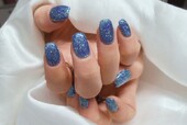 「ハンド ワンカラー」ブルーのラメは今大人気です！ 凄くキラキラしていてワンカラーでも充分飽きないカラーです！！|Nail Salon Linda