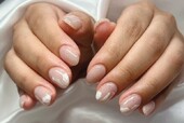 「ハンド 定額デザイン海辺の砂のようなつぶつぶ感のあるカラーとニュアンスで夏ネイル|Nail Salon Linda