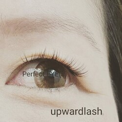 アップワードラッシュ|Perfect EYE
