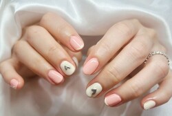 「ハンド 定額デザイン」定額ネイル色変えver.いちごミルクのようなネイルに♡|Nail Salon Linda