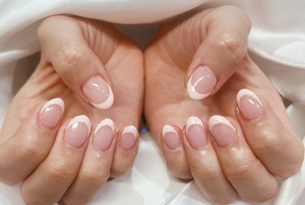 「ハンド フレンチワンカラー」ミルキーピンクのフレンチで可愛いらしく|Nail Salon Linda