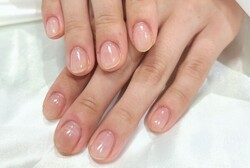 「ハンド クリアネイル」お仕事やご家庭のご都合でカラーネイル出来ない方にもオススメです！ 美しくお爪伸ばしばしょう^ ^