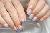 「ハンド グラデーション」涼しげグラデーションネイルです 夏カラーでさわやかに！|Nail Salon Linda