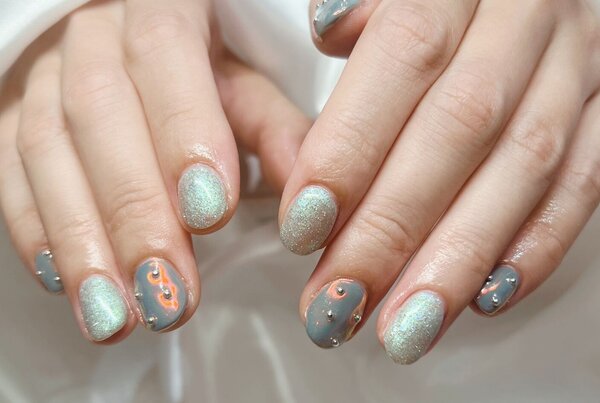 「ハンド ライトコース」オーロラベールとフラッシュネイル、トレンドをふんだんに取り込めるライトコースです！|Nail Salon Linda