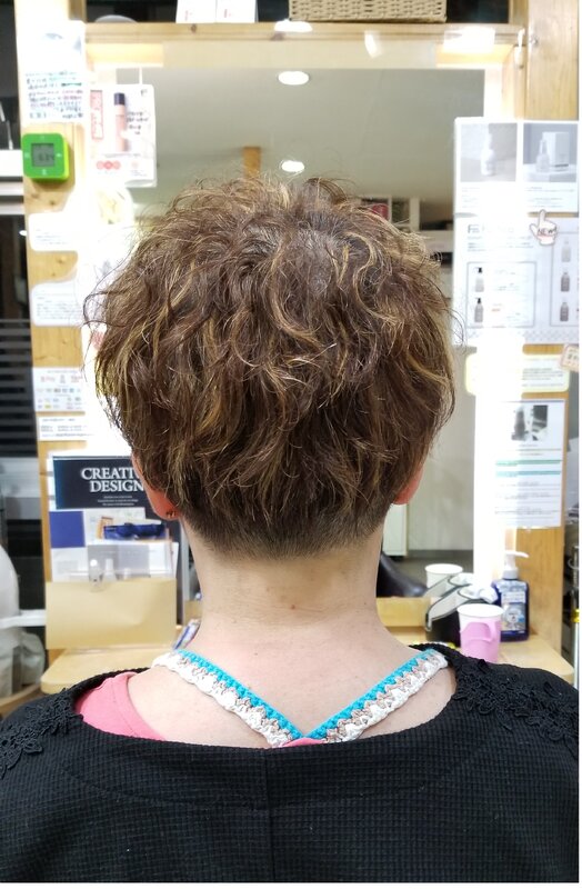 2ブロベリーショート強めウェーブ+ハイライト☆|Hair Space 108