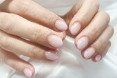 「ハンド グラデーション」ふんわり優しくパウダリーな仕上がりのグラデーションです|Nail Salon Linda
