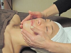 フェイシャル|BellaVita (ベラ・ヴィータ）