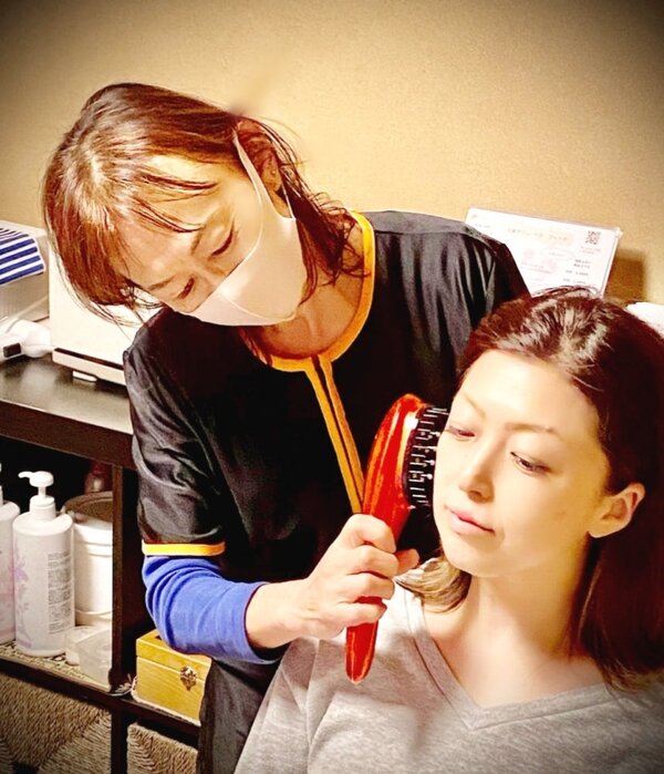 スカルプ・リフトアップ|BellaVita (ベラ・ヴィータ）