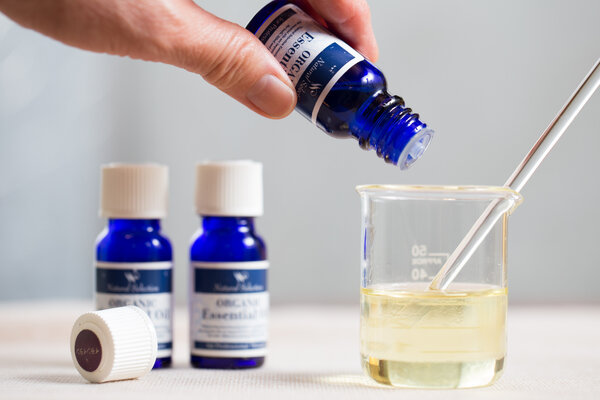 オーガニックエッセンシャルオイル|アロマサロンTwilight