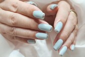「ハンド ライトコース」スキニーぱっつんフレンチ|Nail Salon Linda