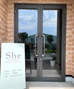 外観②|大人の女性のヘアサロンShe 浜松大平台店