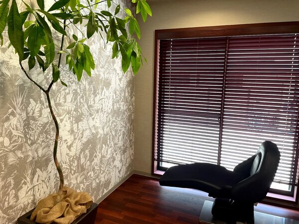 内観②|大人の女性のヘアサロンShe 浜松大平台店