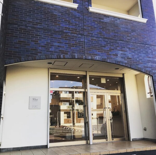 外観①|大人の女性のヘアサロンShe 東橋良店