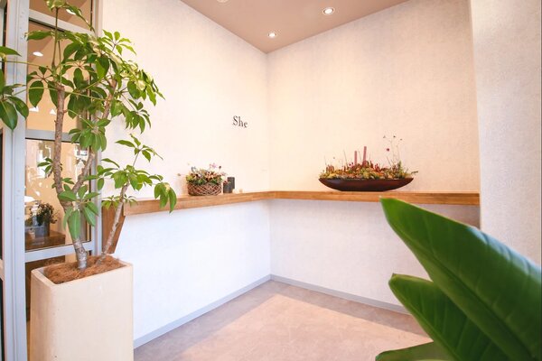 内観①|大人の女性のヘアサロンShe 東橋良店