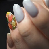 スタイル写真⑩：【追加オプション】ポイントアート￥1,500|ネイルサロン Be happy