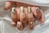 「ハンド ライトコース」キラキラで優しい色合いのネイルです！|Nail Salon Linda