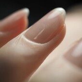 スタイル写真⑭：ソフトジェルオフ ケア¥5,500|ネイルサロン Be happy