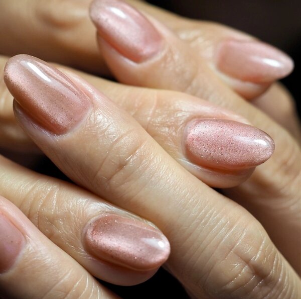 スタイル写真⑦：水光マグネット¥8,800|ネイルサロン Be happy