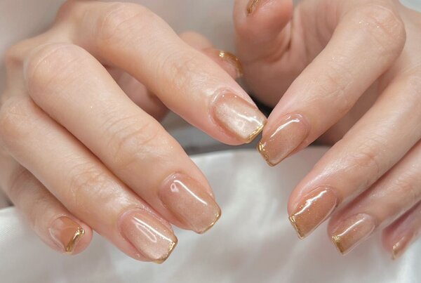 「ハンド ミドルコース」ミドルコース持ち込み画像です。 新色マグネットとスキニーフレンチで品よく美しい手元に！|Nail Salon Linda