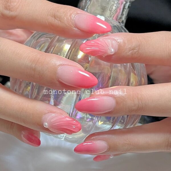 グラデーションネイル|モノトーンクラブネイル