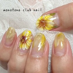 向日葵・さくらんぼ・ニュアンス|モノトーンクラブネイル