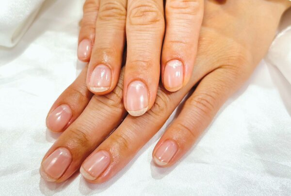 「ハンド クリア」マットで自爪風に仕上がりました！|Nail Salon Linda