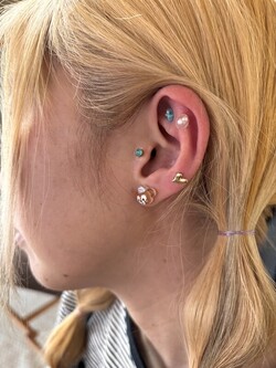 耳つぼジュエリー