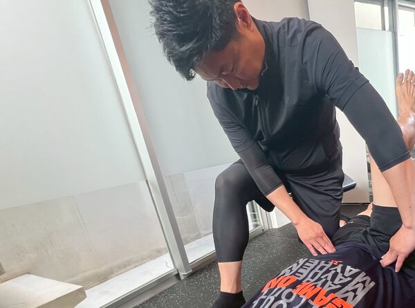 マンツーマン施術④|自由が丘の整体院 PROFEA