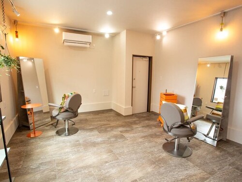 サロン内観　施術スペース