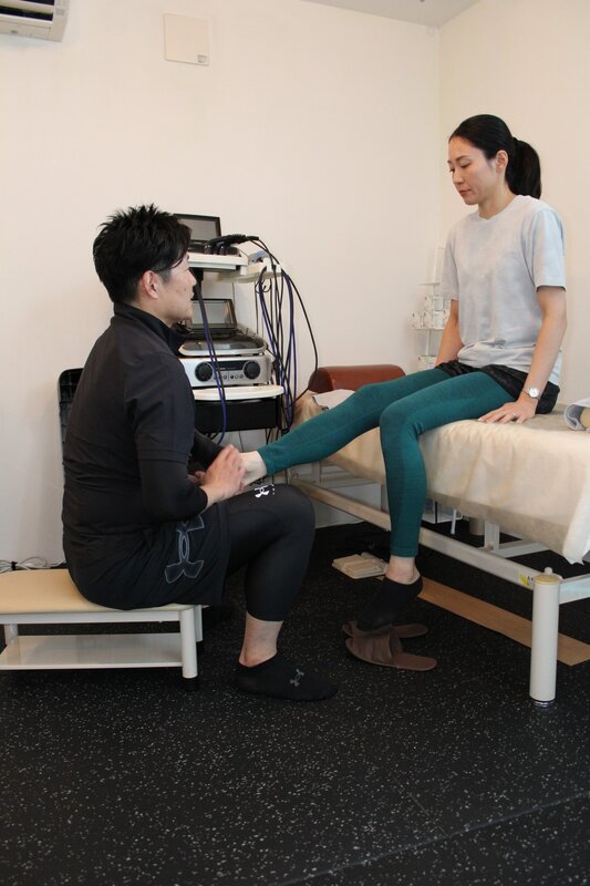 マンツーマン施術①|自由が丘の整体院 PROFEA