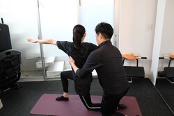 マンツーマン施術②|自由が丘の整体院 PROFEA