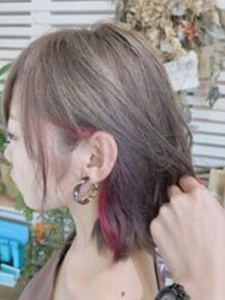 柔らかベージュ×インナーピンク|髪質改善＆トリートメント 女性専用サロン Daisy