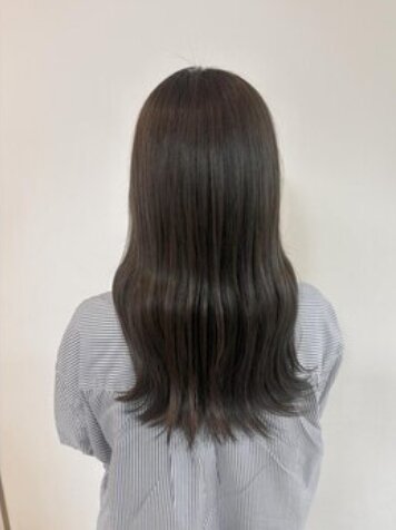 透明感たっぷり♪オリーブベージュカラー♪|髪質改善・縮毛矯正サロン &amp;.Sugar