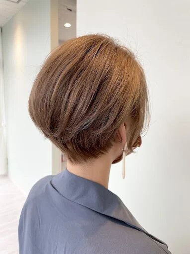 シアベージュ☆耳かけショート☆大人かわいい☆グレージュ|個室サロン SUGAR ishinomaki