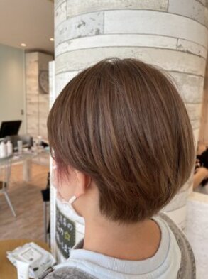 耳かけショート☆ピアスカラー☆ピンク☆ミルクティーベージュ|個室サロン SUGAR ishinomaki