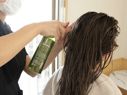 スカルプエッセンス塗布|la soie private salon