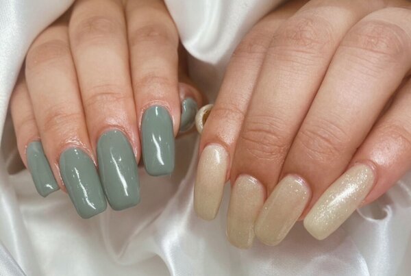 「ハンド ワンカラー」グリーン×ベージュで、優しい感じ雰囲気になります！|Nail Salon Linda