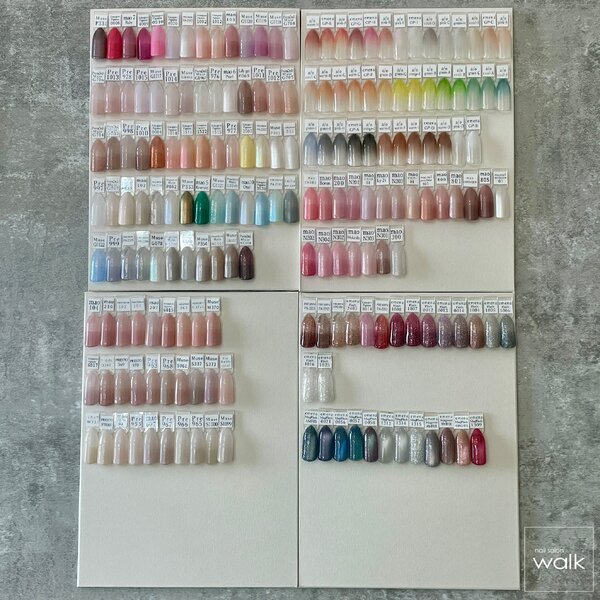 700色以上のカラーからお好きな色をお選びいただけます！|nailsalon walk