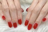 「ハンド ワンカラー」透明感のある赤でクリスマス前にピッタリのカラーです♪|Nail Salon Linda