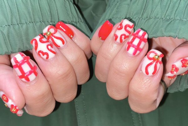 「ハンド ミドルコース」赤で模様を作りぷっくり仕上げ！ とても可愛らしいです！|Nail Salon Linda